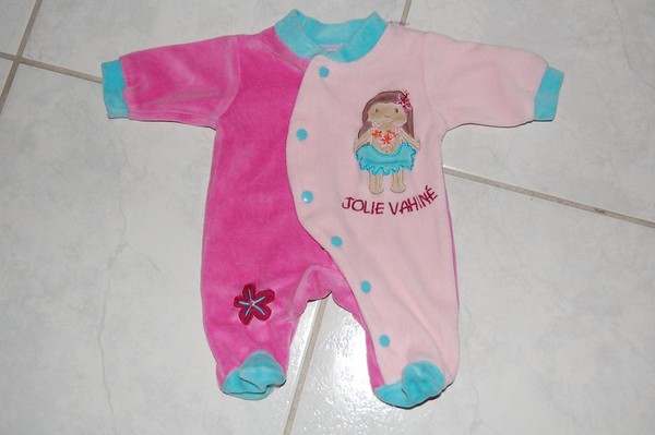 Pyjama PREMATURE rose com neuf