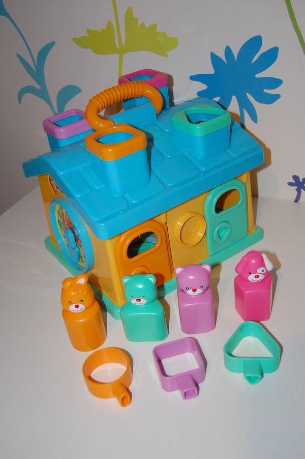PETITE BOÎTE CARRÉE en métal TBE EUR 2,90 - FR